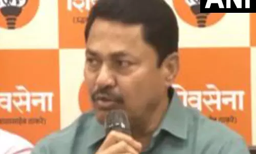 अगर संजय राउत उद्धव ठाकरे को नियंत्रित कर रहे हैं, तो यह उनका मुद्दा है: Nana Patole अगर संजय राउत उद्धव ठाकरे को नियंत्रित कर रहे हैं, तो यह उनका मुद्दा है: Nana Patole