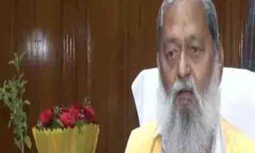 Haryana: अनिल विज ने कांग्रेस पर साधा निशाना, अधिकारियों को दी चेतावनी