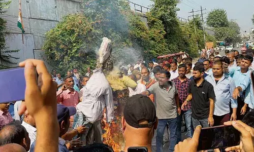 फगवाड़ा में JCT कार्यकर्ताओं का विरोध प्रदर्शन