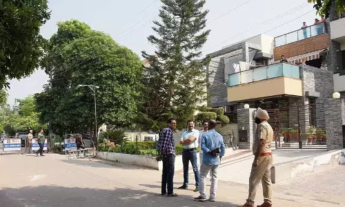 Chandigarh: मौत की धमकी के एक सप्ताह बाद, फर्म मालिक के घर के बाहर गोलीबारी