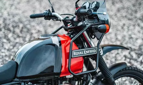 Royal Enfields की धांसू मोटरसाइकिल बाजार में तहलका मचाने के लिए तैयार Royal Enfields की धांसू मोटरसाइकिल बाजार में तहलका मचाने के लिए तैयार