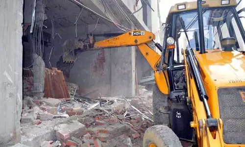 Ludhiana एमसी ने 19 अवैध ढांचों को तोड़ा Ludhiana एमसी ने 19 अवैध ढांचों को तोड़ा