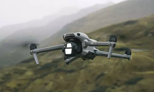 DJI ने चीनी सैन्य संबंधों के पदनाम को लेकर अमेरिकी रक्षा विभाग पर मुकदमा दायर किया DJI ने चीनी सैन्य संबंधों के पदनाम को लेकर अमेरिकी रक्षा विभाग पर मुकदमा दायर किया