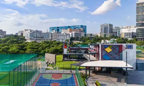 Hyderabad का सबसे बड़ा खेल मैदान, लीग, वित्तीय जिले में शुरू Hyderabad का सबसे बड़ा खेल मैदान, लीग, वित्तीय जिले में शुरू