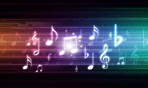 Music सर्जरी से उबरने में तेजी लाता है, तनाव के स्तर को करता है कम