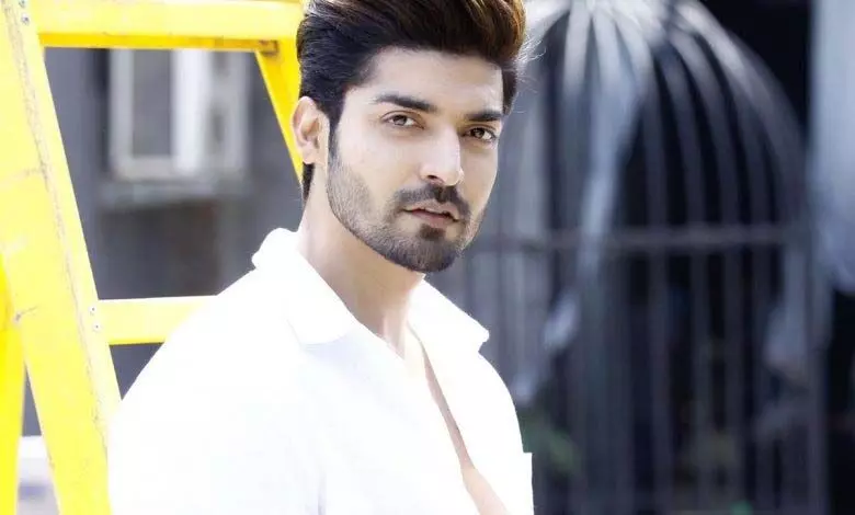 Gurmeet Choudhary ने करवा चौथ पर पत्नी देबिना के लिए सरप्राइज प्लान किया