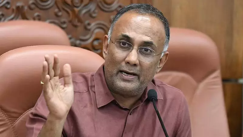 Dinesh Gundu Rao: कर्नाटक सरकार स्वास्थ्य पर्यटन के लिए आवश्यक सहायता प्रदान करेगी