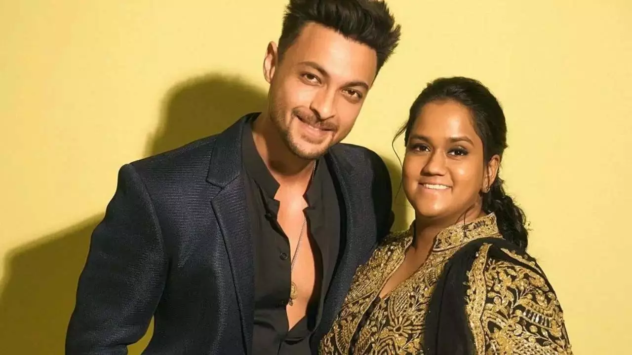 Arpita Khan: अपने पार्टी होम को ₹22 करोड़ में बेचकर सुर्खियों में