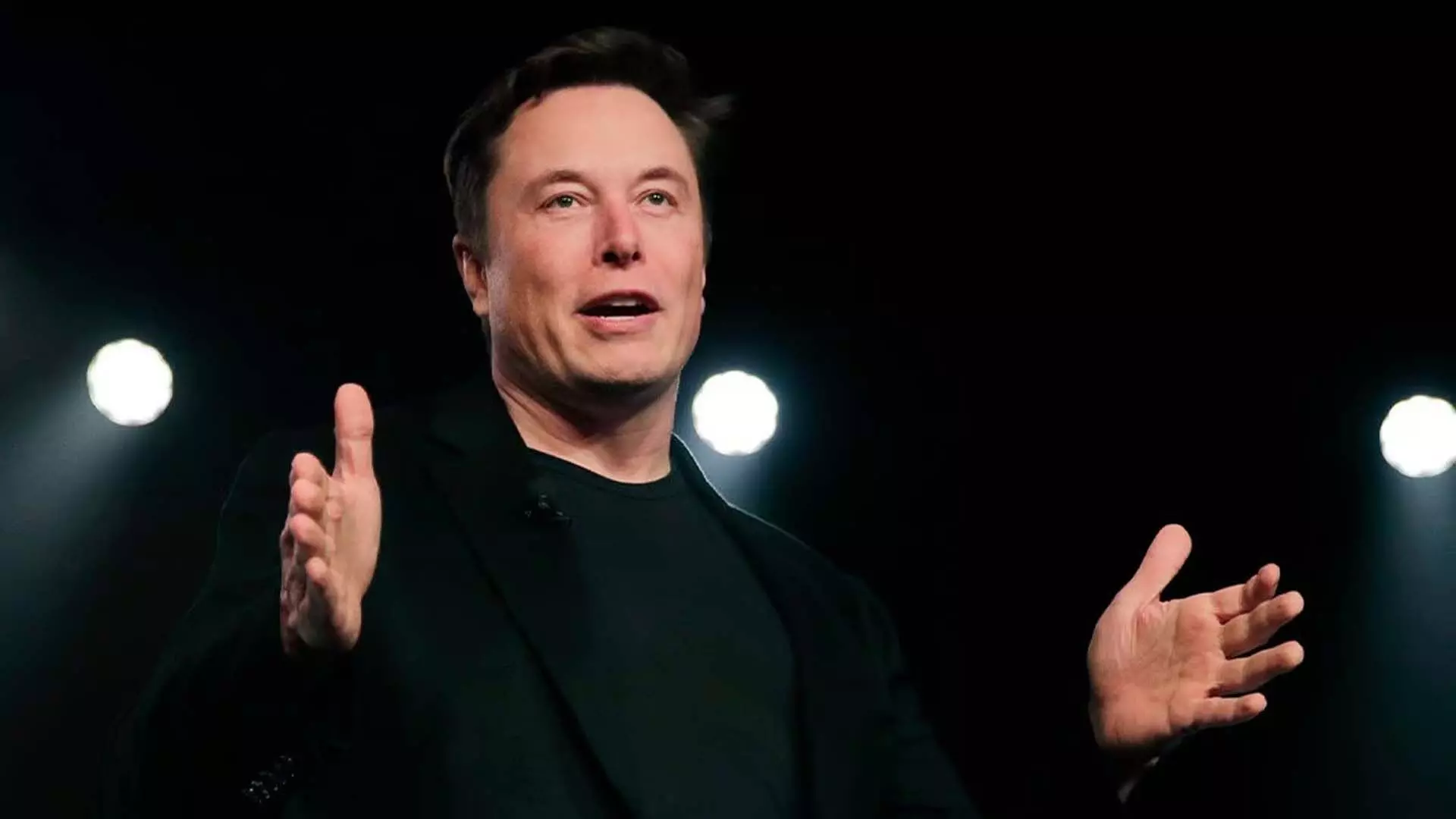 Elon Musk ने कॉलेज को ओवररेटेड बताया, देखें VIDEO...