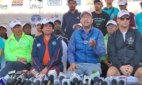 Kashmir की पहली अंतरराष्ट्रीय मैराथन में आज 2000 से अधिक एथलीट हिस्सा लेंगे Kashmir की पहली अंतरराष्ट्रीय मैराथन में आज 2000 से अधिक एथलीट हिस्सा लेंगे
