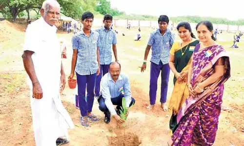 बुकमार्क: अंबानी पर मस्क की जीत ने 2जी घोटाले मामले को बेनकाब कर दिया
