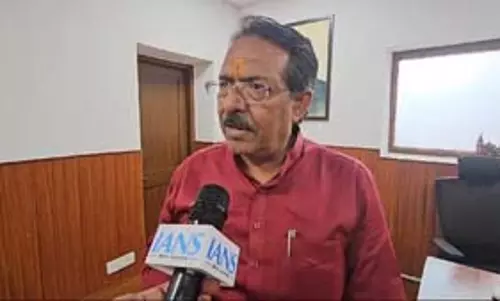 यमुना नदी में जहरीली झाग के लिए केजरीवाल जिम्मेदार, पूर्वांचलवास‍ियों को दिया धोखा : हर्ष मल्होत्रा