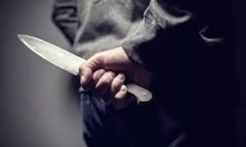UP News:  मेले से लौट रहे युवकों पर धारदार हथियार से हमला