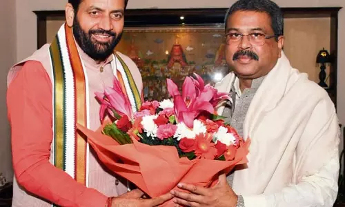 Haryana : सैनी ने दिल्ली में प्रधान से मुलाकात की