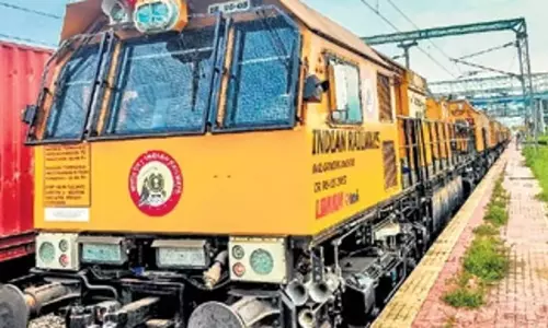 ECOR ने ओडिशा में रेल ग्राइंडिंग मशीन तैनात की ECOR ने ओडिशा में रेल ग्राइंडिंग मशीन तैनात की