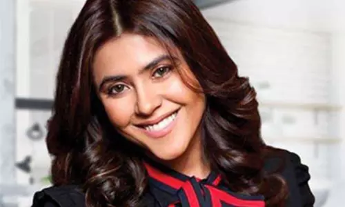 Ekta Kapoor और उनकी मां कानूनी मुसीबत में फंसी