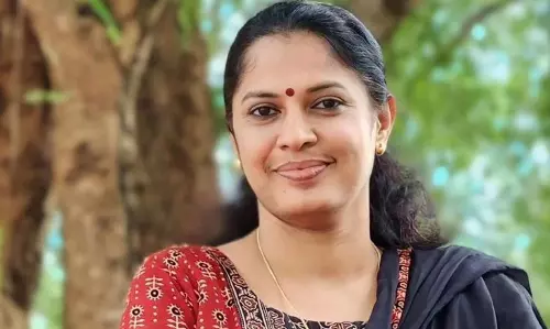 KERALA : पार्टी की चहेती दिव्या ने मुसीबतों का सामना किया