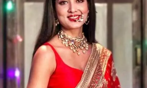 विदिशा श्रीवास्तव Karva Chauth पर अपनी शादी की साड़ी फिर से पहनेंगी