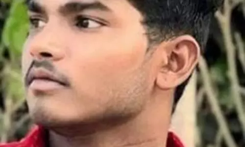 प्रेमी ने नाबालिग प्रेमिका को आग के हवाले किया, अस्पताल में इलाज के दौरान मौत प्रेमी ने नाबालिग प्रेमिका को आग के हवाले किया, अस्पताल में इलाज के दौरान मौत