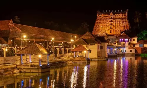 KERALA : तीर्थयात्रियों को देरी और पेयजल की कमी का सामना करना पड़ रहा