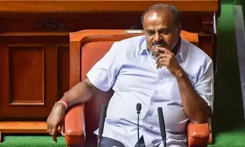 Kumaraswamy का बड़ा बयान- कांग्रेस विधायक 2028 से पहले सिद्धारमैया की सरकार गिरा देंगे