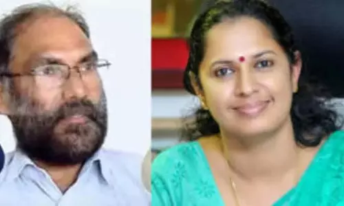 नवीन बाबू ने रिश्वत की जगह किया गैरजिम्मेदाराना व्यवहार: Divya Thalali नवीन बाबू ने रिश्वत की जगह किया गैरजिम्मेदाराना व्यवहार: Divya Thalali