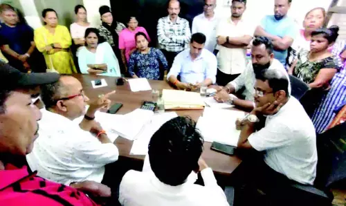 Sankole पंचायत में भूटानी लाइसेंस रद्द करो का नारा तेज हो गया Sankole पंचायत में भूटानी लाइसेंस रद्द करो का नारा तेज हो गया