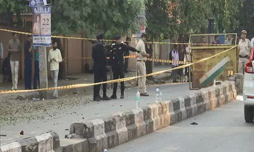 दिल्ली में CRPF स्कूल के बाहर विस्फोट: जांच में घटनास्थल पर कम विस्फोटक के निशान मिले