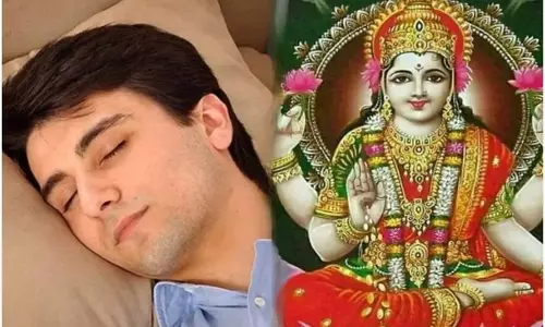 Diwali से पहले पांच सपने देखना बेहद शुभ और मां लक्ष्मी की कृपा का संकेत