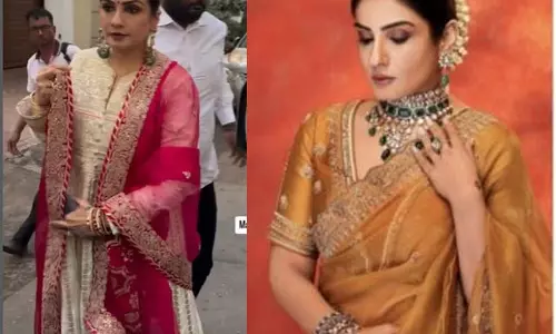 Karwa Chauth 2024: रवीना टंडन सहित अन्य लोग भी सुनीता कपूर के घर पहुंचे Karwa Chauth 2024: रवीना टंडन सहित अन्य लोग भी सुनीता कपूर के घर पहुंचे