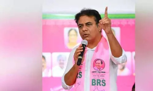 KTR ने तेलंगाना में फसल ऋण माफी पर कांग्रेस के झूठे दावों पर सवाल उठाए KTR ने तेलंगाना में फसल ऋण माफी पर कांग्रेस के झूठे दावों पर सवाल उठाए