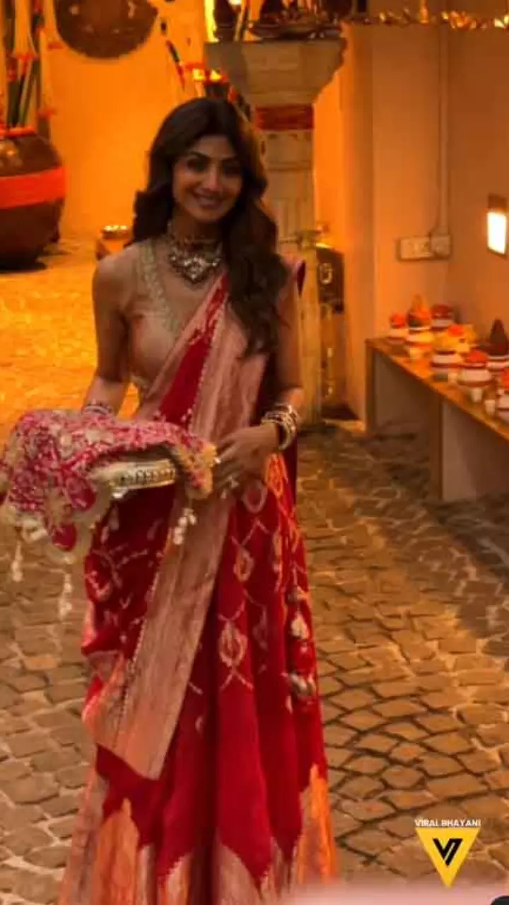 करवा चौथ मनाने के लिए अनिल कपूर के घर पहुंचीं Shilpa Shetty