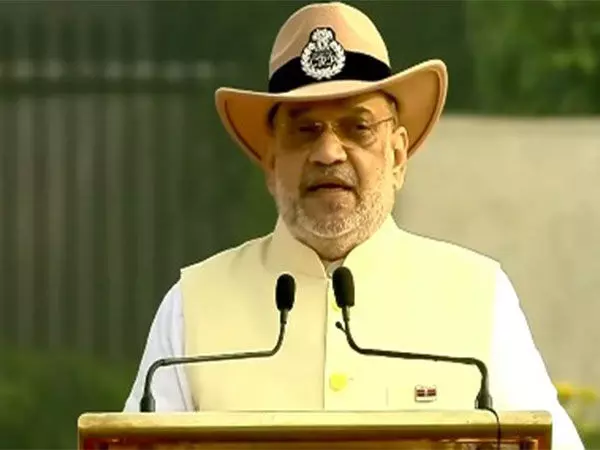 Amit Shah ने शहीद पुलिसकर्मियों को याद किया, राष्ट्रीय सुरक्षा के प्रति प्रतिबद्धता दोहराई