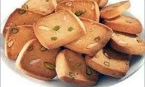 पिस्ता-बादाम बिस्कुट: स्वास्थ्यवर्धक व्यंजन, बहुत स्वादिष्ट पिस्ता-बादाम बिस्कुट: स्वास्थ्यवर्धक व्यंजन, बहुत स्वादिष्ट