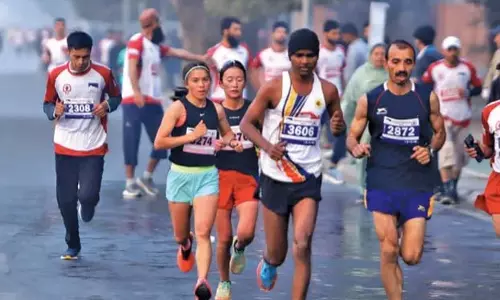 J&K: सीएम उमर की नजर कश्मीर के लिए वैश्विक गौरव पर J&K: सीएम उमर की नजर कश्मीर के लिए वैश्विक गौरव पर