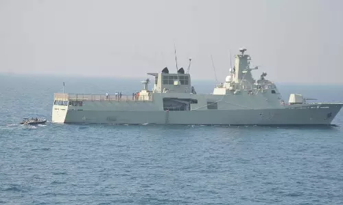 Indian Navy ने नसीम अल बहर अभ्यास में संबंधों को मजबूत किया Indian Navy ने नसीम अल बहर अभ्यास में संबंधों को मजबूत किया