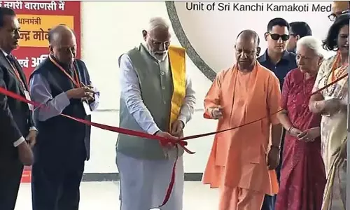 PM Modi ने कांग्रेस और सपा पर भाई-भतीजावाद का आरोप लगाया