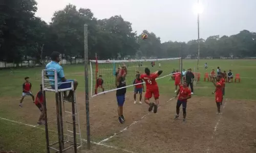 Assam Rifles: मैत्रीपूर्ण वॉलीबॉल मैच की मेजबानी की Assam Rifles: मैत्रीपूर्ण वॉलीबॉल मैच की मेजबानी की