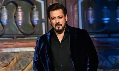 Fans  ने सलमान खान का मुस्कुराता हुआ चेहरा देखा तो भावुक हो गए