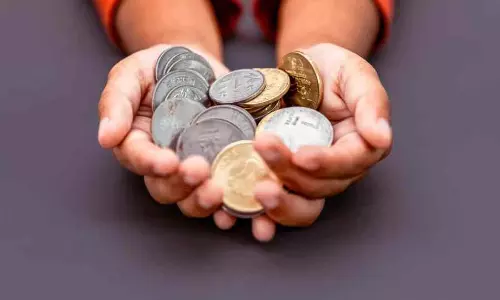 स्मार्टफोन और UPI लेन-देन ने खुले पैसे को अप्रचलित बना दिया
