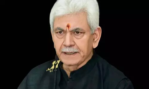 अपराधियों का पता लगाएं और उन्हें कड़ी सजा दें: LG Sinha to police अपराधियों का पता लगाएं और उन्हें कड़ी सजा दें: LG Sinha to police