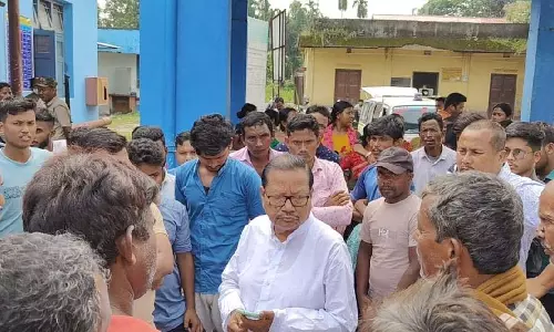 Bengal के दो सरकारी अस्पतालों में विरोध प्रदर्शन, मरीज के परिजनों ने लापरवाही का आरोप लगाया Bengal के दो सरकारी अस्पतालों में विरोध प्रदर्शन, मरीज के परिजनों ने लापरवाही का आरोप लगाया