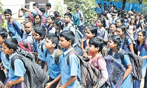 DSC भर्ती में गड़बड़ी से शहर के सरकारी स्कूलों में हड़कंप DSC भर्ती में गड़बड़ी से शहर के सरकारी स्कूलों में हड़कंप