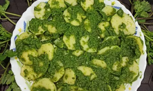 मम्मी के बताए गए ये टिप्स मसालेदार धनिया आलू मम्मी के बताए गए ये टिप्स मसालेदार धनिया आलू