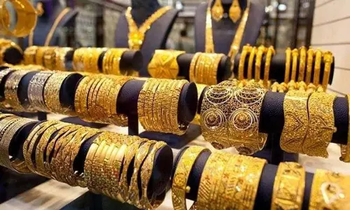 सोना खरीदने से पहले पांच तरीकों से उसकी शुद्धता की जांच कर ले