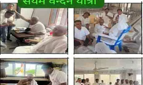 Nav Yuvak Parishad के राष्ट्रीय अध्यक्ष के नेतृत्व मे संयम वन्दन यात्रा Nav Yuvak Parishad के राष्ट्रीय अध्यक्ष के नेतृत्व मे संयम वन्दन यात्रा