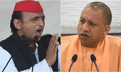 Bahraich हिंसा पर अखिलेश यादव की टिप्पणी से नया विवाद Bahraich हिंसा पर अखिलेश यादव की टिप्पणी से नया विवाद