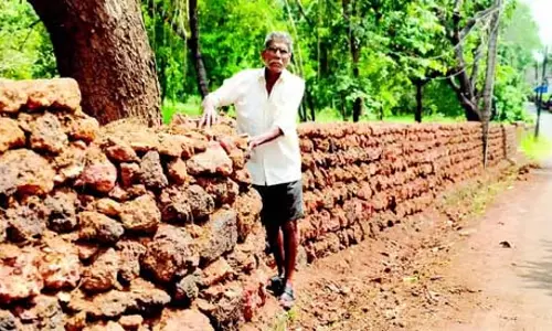 GOA: पत्थरबाज गजानन माडोलकर ने समय को चुनौती देने वाली दीवारें बनाईं