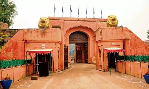 INTACH ने मुख्यमंत्री से शिक्षा पाठ्यक्रम में सांस्कृतिक विरासत को शामिल करने का आग्रह किया INTACH ने मुख्यमंत्री से शिक्षा पाठ्यक्रम में सांस्कृतिक विरासत को शामिल करने का आग्रह किया