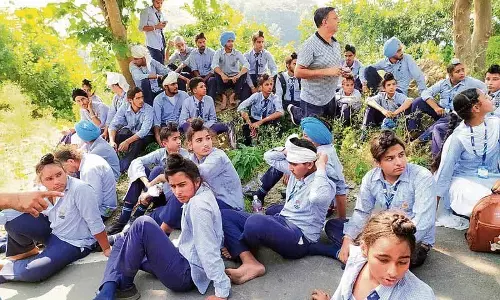 Morni बस दुर्घटना के एक दिन बाद भी एफआईआर दर्ज नहीं